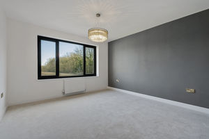 Photo 21- click for photo gallery